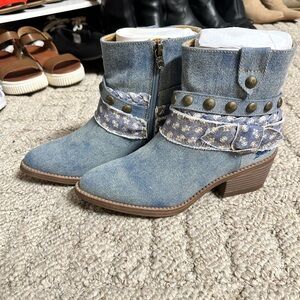 Blowfish Denim Booties | NWT | Size 6